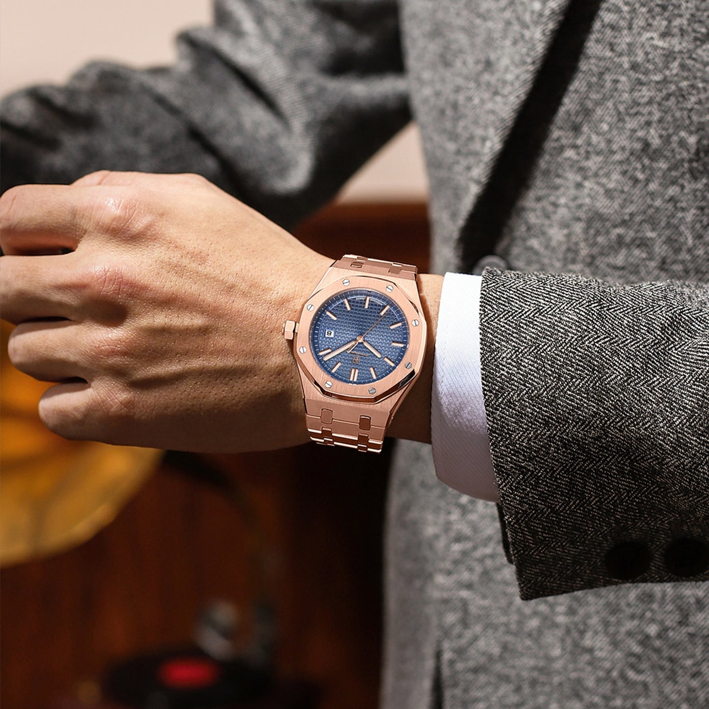Classic Mens Luxury Quartz Wristwatch: POEDAGAR